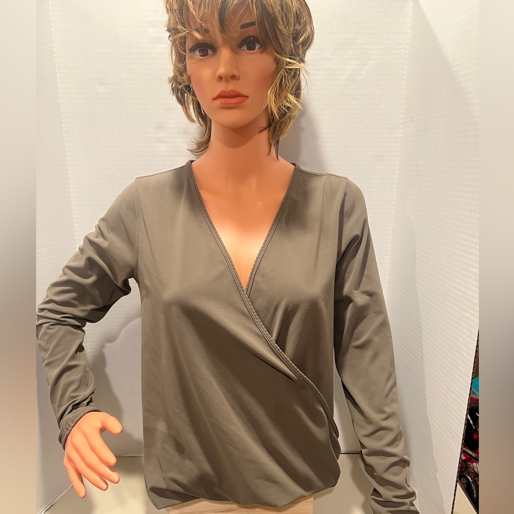 Lululemon Olive Green Women's Iconic Wrap-Front Long-Sleeve Ultra Soft Pullover